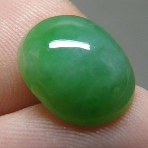 NICE 5.05 ct Genuine Jadeite Jade (Natural-Type A) Green-White Cabochon